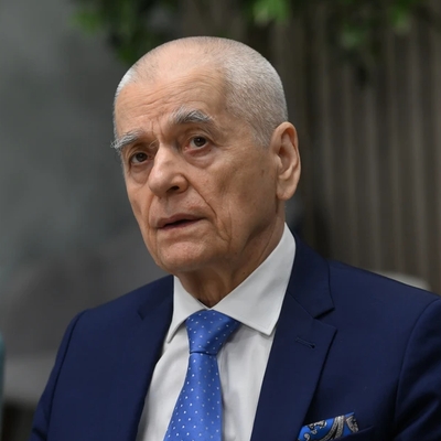 Кравцов попросил сдать ЕГЭ академика Онищенко — исход — партнерский материал